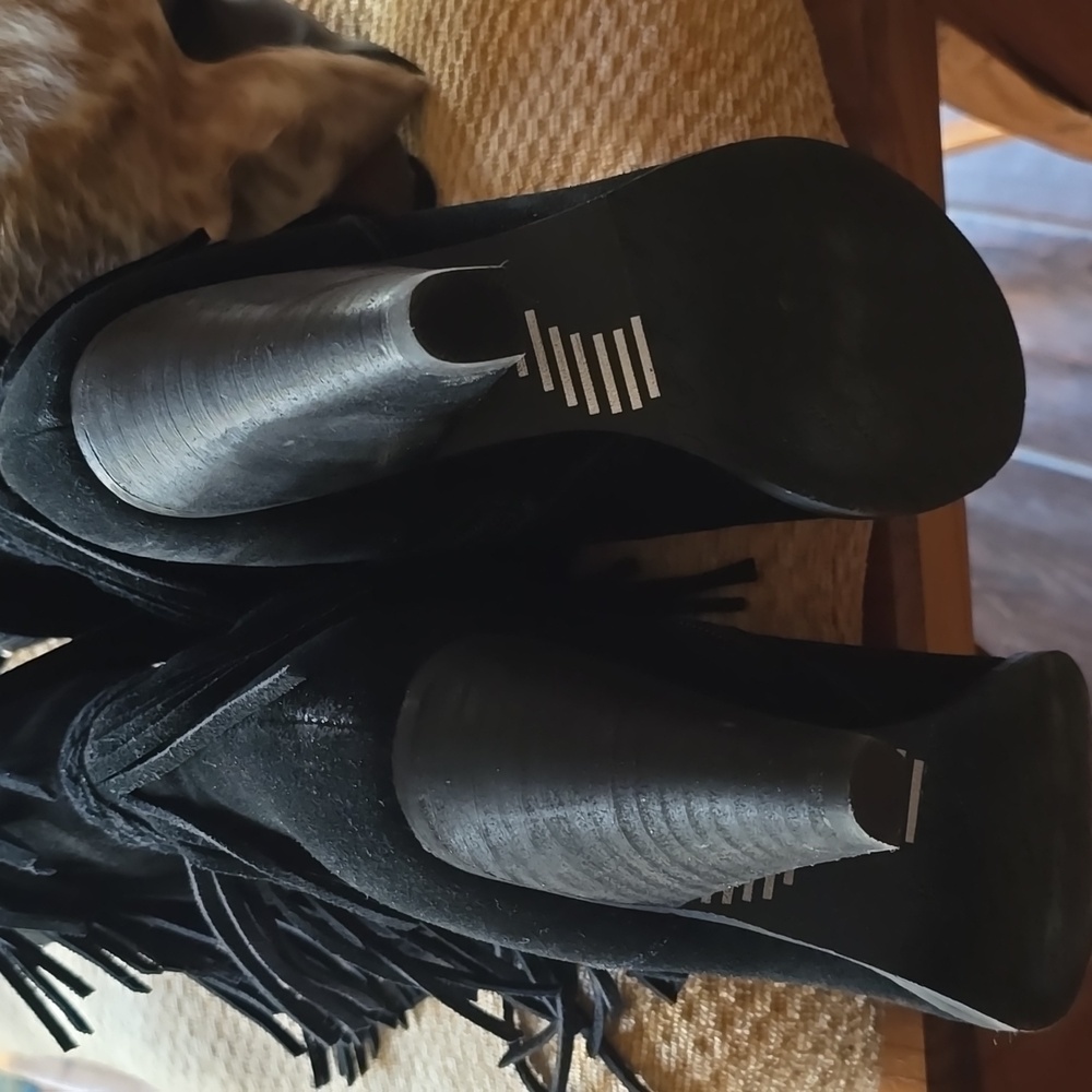 EUC Reba Fringe Leather Suede Boots - Picture 4 of 16
